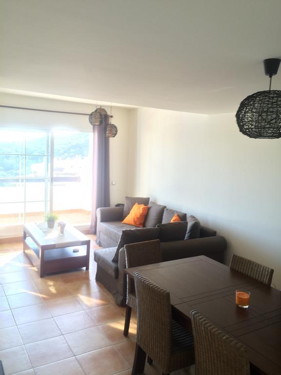 Appartement Las Terrazas De Alcaidesa Dış mekan fotoğraf
